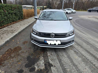 Volkswagen Jetta foto 4