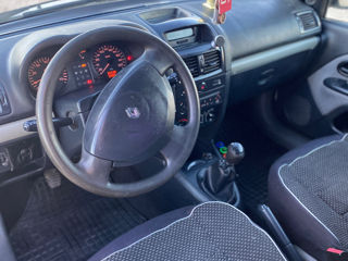 Renault Clio foto 9