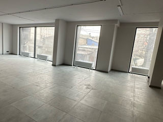Chirie spațiul comercial 200 mp, str.Avram Iancu 32. foto 2