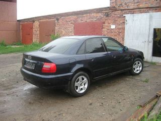 Audi A4 foto 1