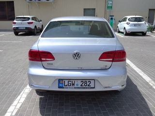 Volkswagen Passat foto 5