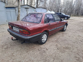 Mitsubishi Galant foto 3