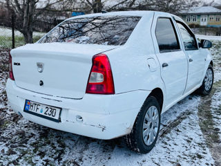 Dacia Logan foto 4