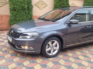 Volkswagen Passat foto 2