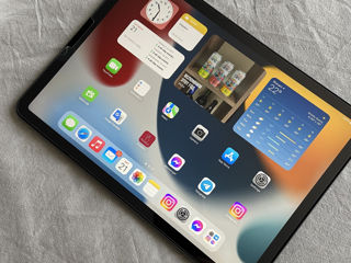 iPad Air 10,9 (4th gen.) + Smart Folio + Smart Keyboard Folio