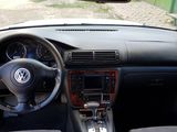 Volkswagen Passat foto 3