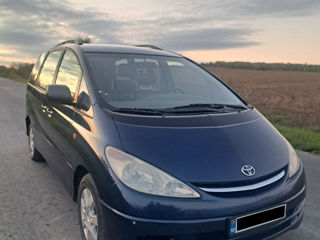 Toyota Previa foto 1