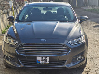 Ford Fusion foto 6