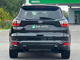 Ford Kuga foto 6