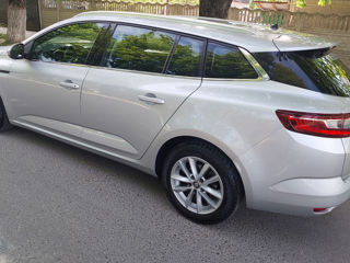 Renault Megane foto 2