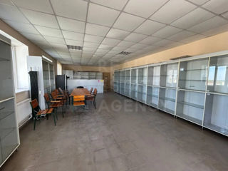 Vânzare, spațiul comercial, 725 mp, strada Valentin Rosca, Edineț foto 4