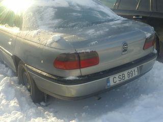 Opel Omega foto 1