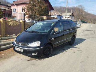 Volkswagen Touran foto 8