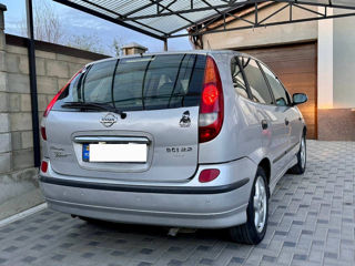 Nissan Almera Tino foto 5