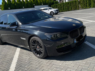 BMW 7 Series foto 2