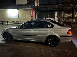 BMW 3 Series foto 4