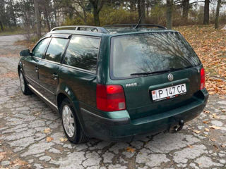 Volkswagen Passat foto 3