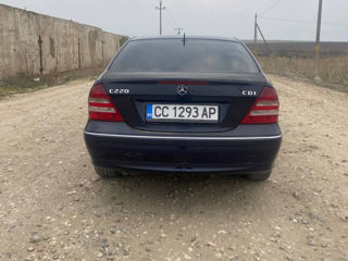 Mercedes C-Class foto 6