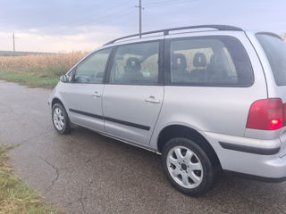 Volkswagen Sharan foto 6