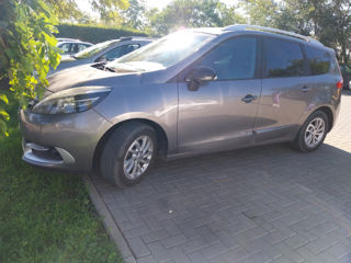 Renault Grand Scenic foto 6