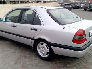 Mercedes C Class foto 1