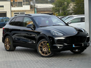 Porsche Cayenne foto 4