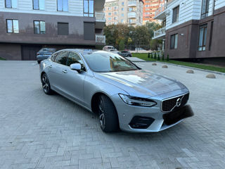 Volvo S90 foto 2