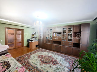 Apartament cu 2 camere, 98 m², Botanica, Chișinău foto 8