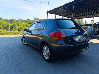 Toyota Auris foto 4