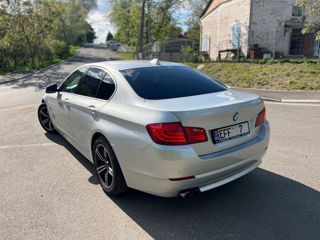 BMW 5 Series foto 2