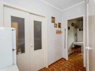 Apartament cu 2 camere, 50 m², Buiucani, Chișinău foto 3