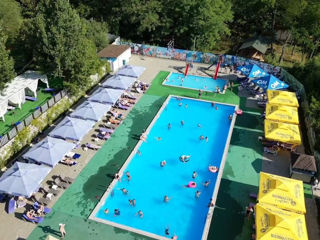 Vand afacerea (Pensiune: Piscina, Restaurant, Cabane, Cazare, Sala de banket, terase,..) foto 2