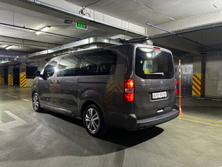 Peugeot Traveller foto 4