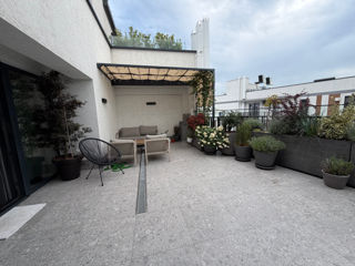 3-комн. кв., 150 м², 9/9 эт.