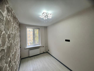 Apartament cu 2 camere, 43 m², Râșcani, Chișinău foto 3