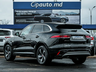 Jaguar F-PACE foto 2