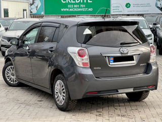 Toyota Verso foto 5