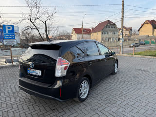 Toyota Prius + foto 3