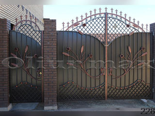 Porți, garduri,uși metalice, copertine,  balustrade, gratii,  alte confecții din fier forjat. foto 9
