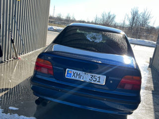 BMW 5 Series foto 5