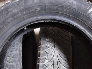 Vând cauciucuri de iarnă în stare bună 185/60 R 15 ! foto 2