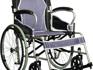 Scaun cu rotile calitativ pentru adulți