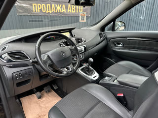 Renault Grand Scenic foto 8