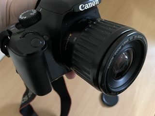 Vind aparat foto personal Canon EOS 1100D in stare buna foto 5