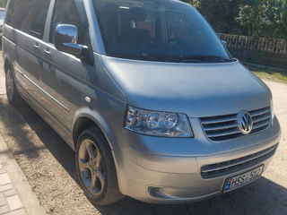 Volkswagen Multivan foto 9