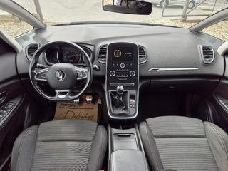 Renault Scenic foto 8