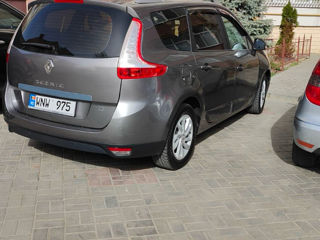 Renault Grand Scenic foto 4