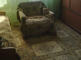 Продам срочно 3 комнатную квартиру в центре города Рыбницы читаю смс foto 2