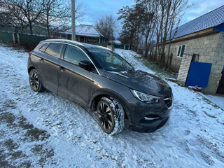 Opel Grandland X foto 2