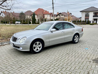 Mercedes E-Class foto 11